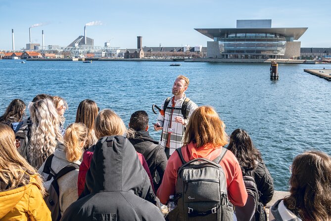 Copenhagen Highlights Walking Tour - A brisk start at Højbro Plads