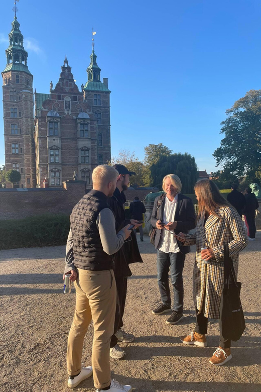 Copenhagen: King's Garden Outdoor Escape Room Game - Solving the missing crown jewels