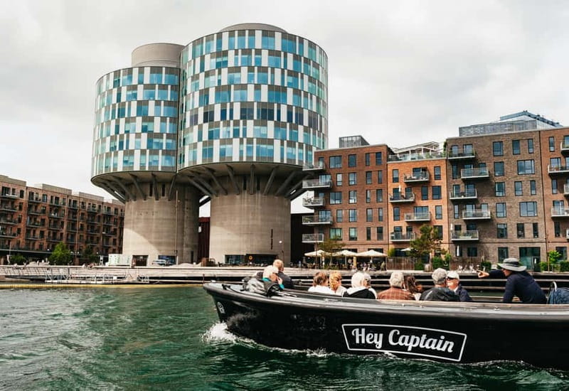 Copenhagen: Old Canals and Hidden Gems Social Boat Tour - The social side, from introductions to open conversation