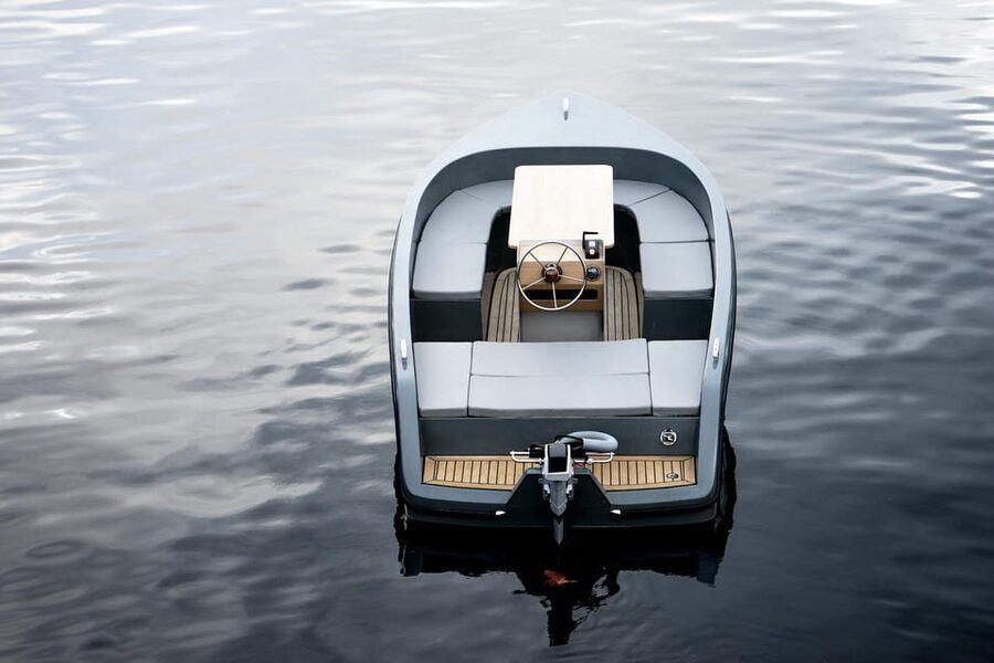 Copenhagen: Private Boat Tour with Captain (Lite) - What the captain adds to the ride