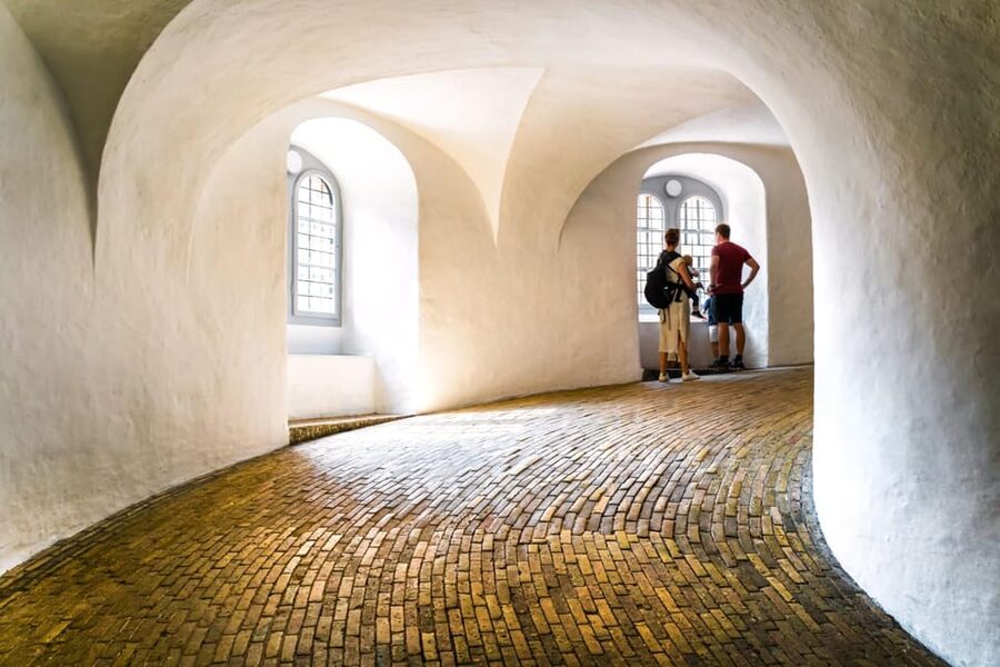 Copenhagen: Rosenborg Castle Tour with Skip-the-Line Ticket - Starting in the King’s Garden beside Rosenborg Castle