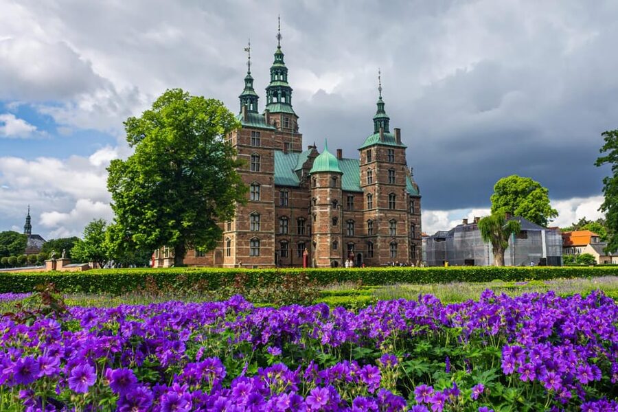 Copenhagen: Rosenborg Castle Tour with Skip-the-Line Ticket - Who should choose this Rosenborg tour?