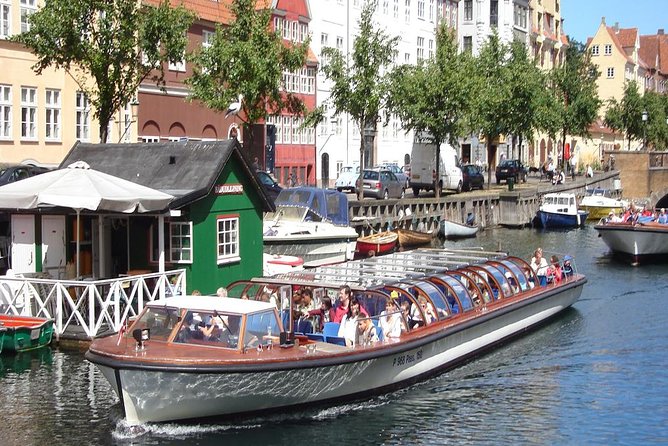 Copenhagen Sightseeing Classic Canal Tour With Live Guide - Amalienborg Palace and the royal waterfront