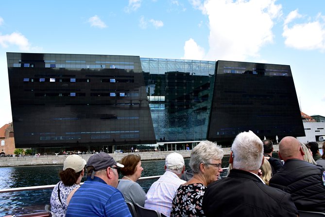 Copenhagen Sightseeing Classic Canal Tour With Live Guide - The Little Mermaid without the extra walk