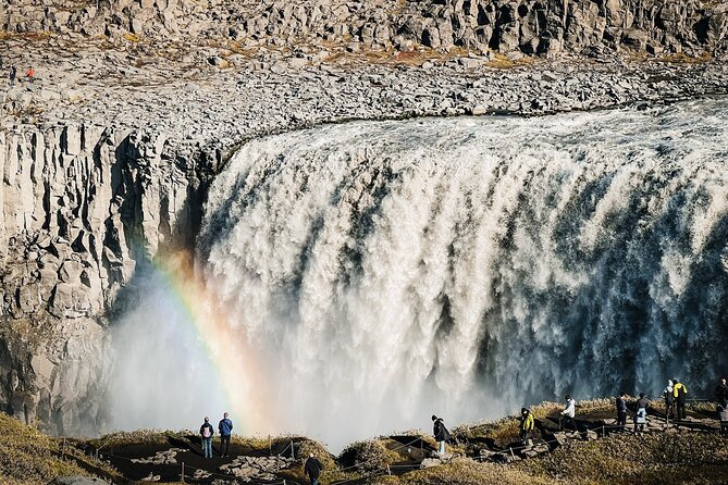Cruise Tour Godafoss and Myvatn Lake and Dettifoss Small Group - A quick look at Mývatn Nature Baths