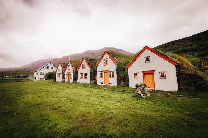 Cruise Tour Godafoss Turf Houses and Forest Baths Small Group - Forest Lagoon: a warm finish in the woods
