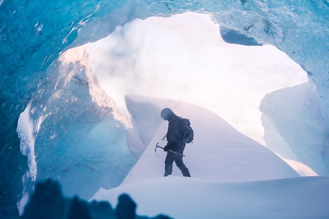 Crystal Ice Cave & Super Jeep Tour from Jökulsárlón - Walking across Breiðamerkurjökull