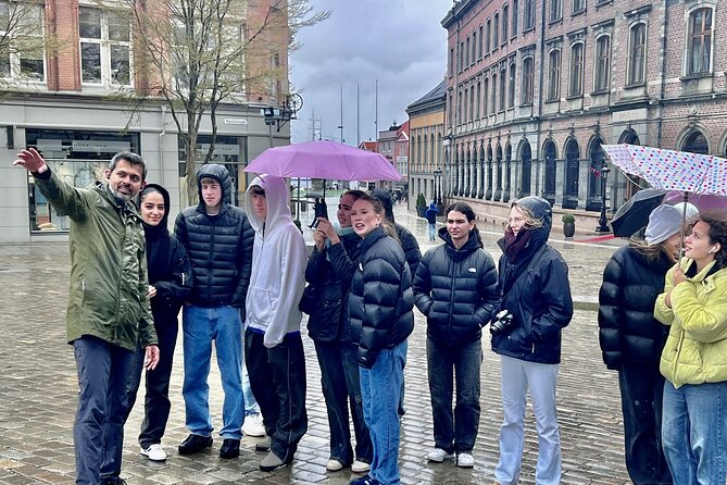 Discover Bergen on Foot and Boat - Kong Oscars Gate and everyday Bergen