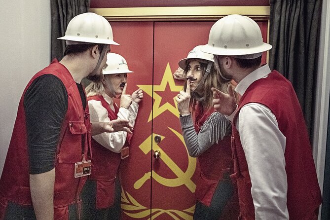 Downfall Spy Mission (Premium Private Escape Room) - Who Will Enjoy Downfall Most