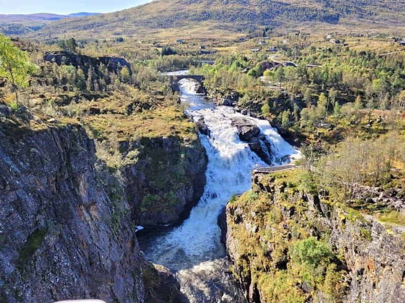 Eidfjord: Vøringsfossen Waterfalls Round-Trip Shuttle - The 30-minute ride through Eidfjord