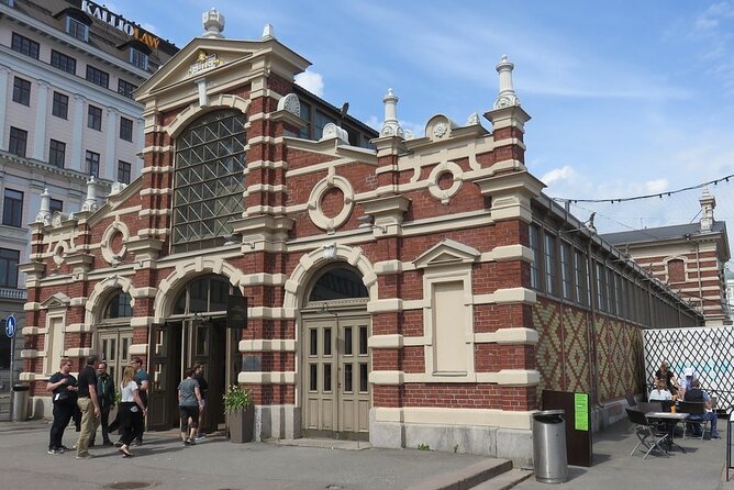 Epic Helsinki: English Speaking Walking Tour - The Finnish National Library and Oodi