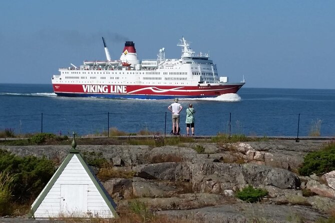 Experience the Best of Åland with a Private Guided Tour - Forest paths and quiet viewpoints