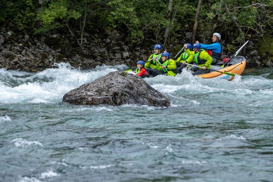Family Rafting - Voss - Preparing at the waterfront in Voss