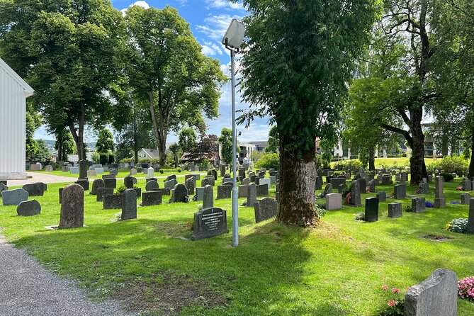 Fantastic E-bike Tour with the best views in Kristiansand - Oddernes Church and a glimpse of older Norway