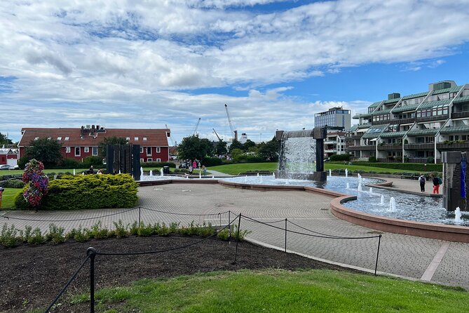 Fantastic E-bike Tour with the best views in Kristiansand - Otterdalsparken, Fiskebrygga, and Kilden