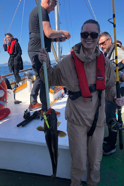 Fishing trip from Henningsvær - The Scenic Ride Before the Lines Go In