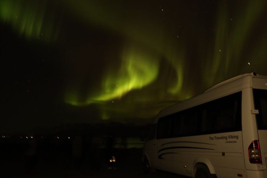 From Akureyri: Northern Lights Tour - Photography Help Under the Arctic Sky