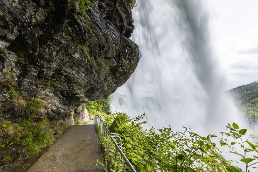 From Bergen: Folgefonna National Park & Glacier Lake Tour - Starting at Bergen’s Fish Market