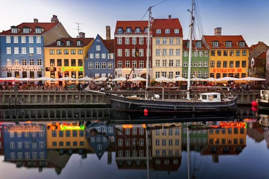 From Copenhagen: 4-hour Private Hamlet Castle Tour - Key points to know before booking