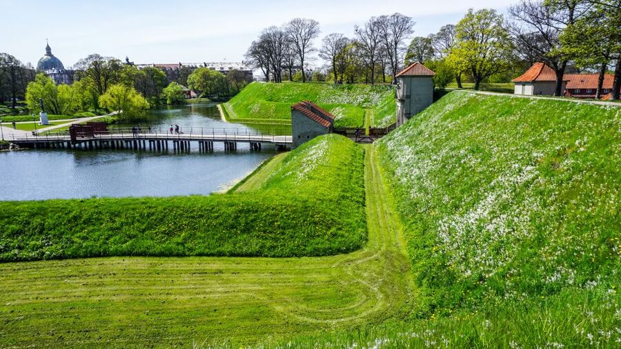 From Copenhagen: 4-hour Private Hamlet Castle Tour - What the $789 price really means