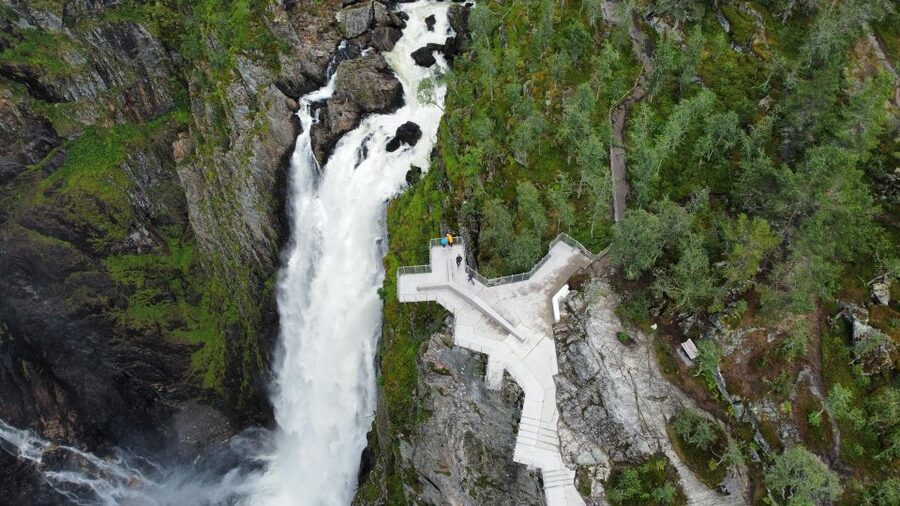 From Eidfjord: Vøringfossen Waterfall Nature Tour with Guide - What to bring and how to use your free time