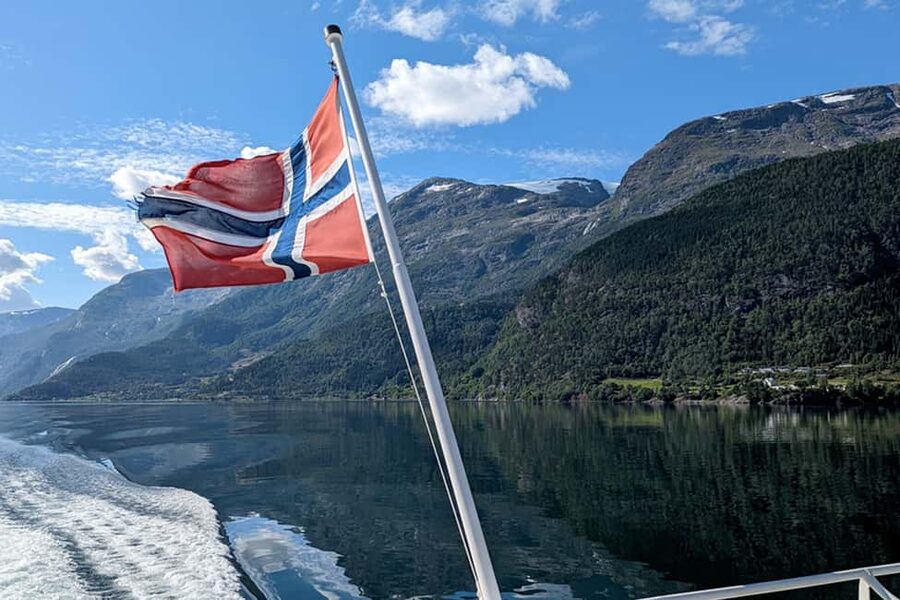 From Geiranger: Geiranger Fjord Tour with Stop in Hellesylt - The Friaren waterfall water tasting