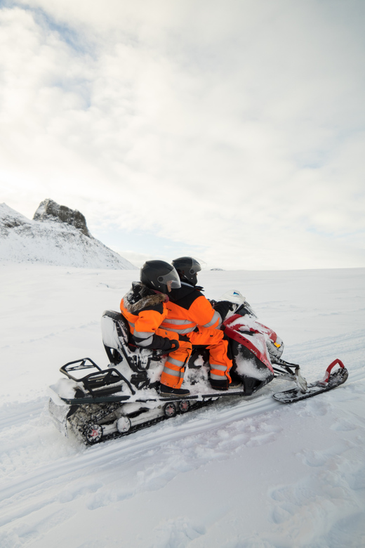 From Geysir: Snowmobile Adventure on Langjökull Glacier - A 10-minute photo stop with time to switch drivers