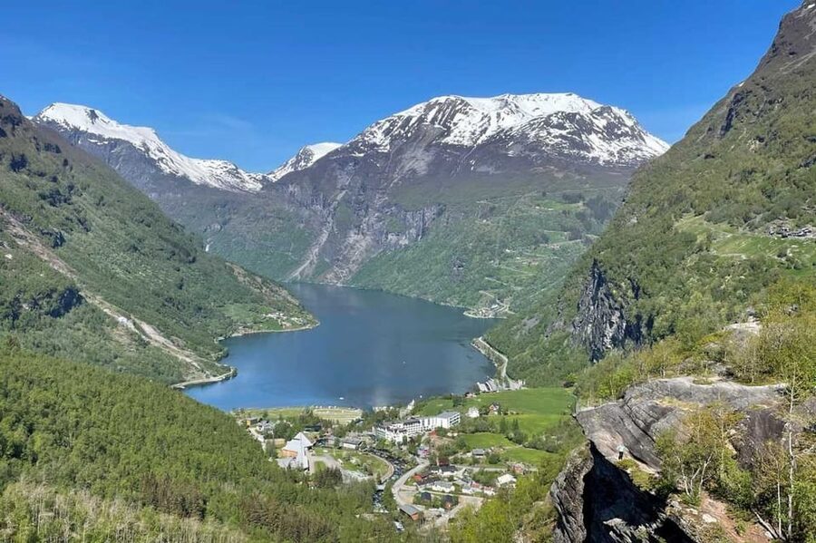 From Hellesylt: The Best of Geiranger Shore Excursion - Meeting details, weather, and cruise safety