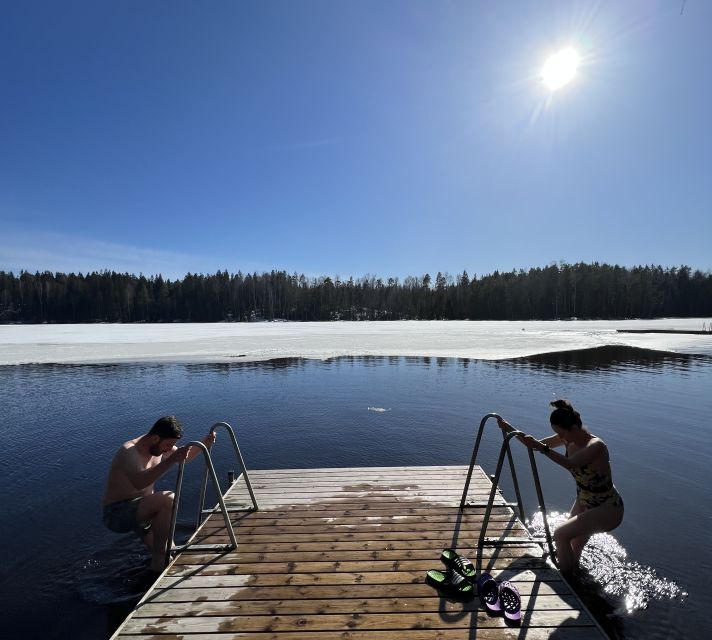 From Helsinki: Hike and Sauna in Sipoonkorpi National Park - The guides make the day feel personal