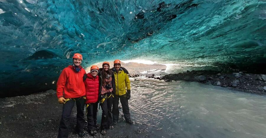 From Jökulsárlón: Crystal Blue Ice Cave Super Jeep Tour - Inside Breiðamerkurjökull for 30 to 45 minutes