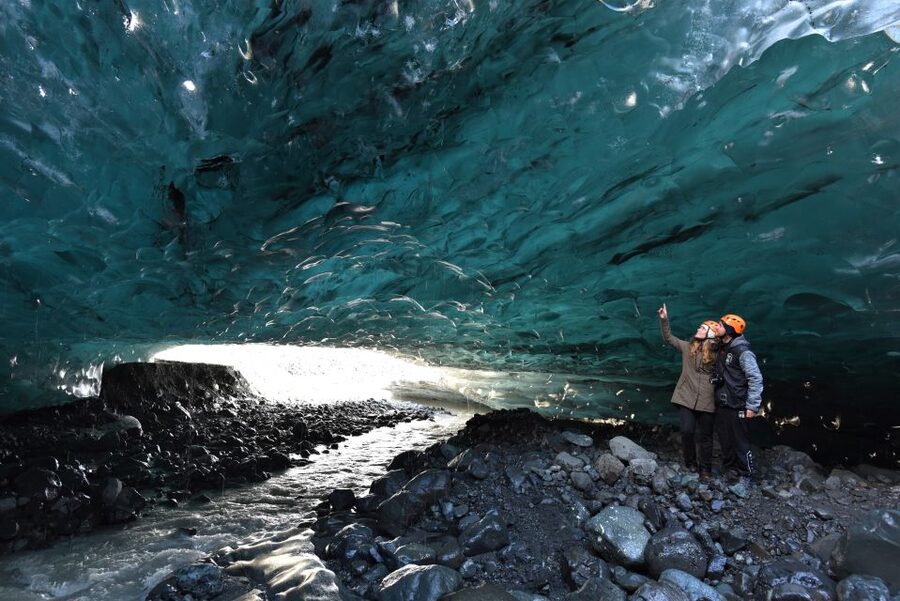 From Jökulsárlón: Crystal Blue Ice Cave Super Jeep Tour - What the $176 price really buys
