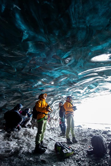 From Jökulsárlón: Vatnajökull Glacier Blue Ice Cave Tour - What to wear for the glacier walk