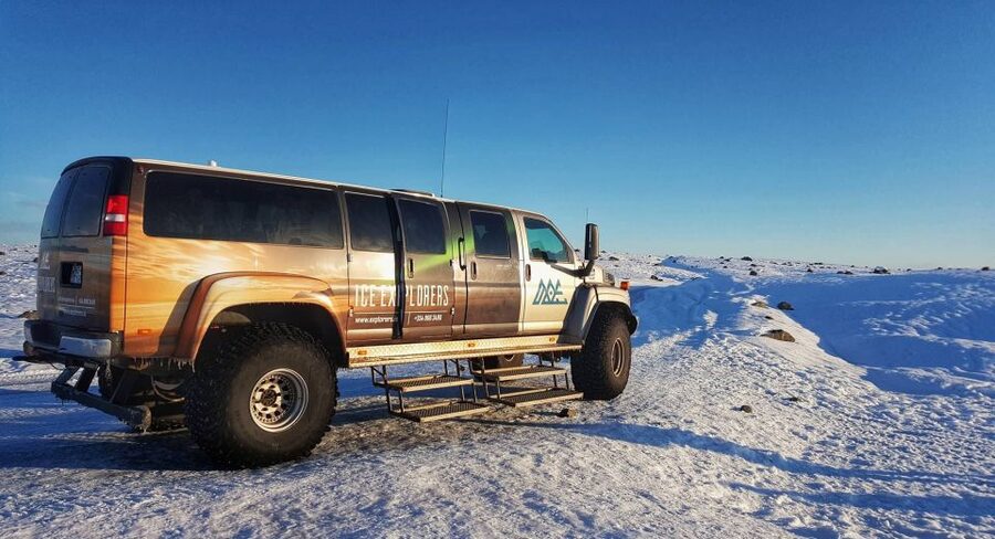 From Jökulsárlón: Vatnajökull Glacier Blue Ice Cave Tour - When this tour works best