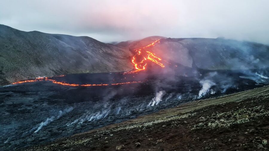 From Reykjavík: Fagradalsfjall Volcano Hike with Geologist - Small-group teaching instead of a standard hike