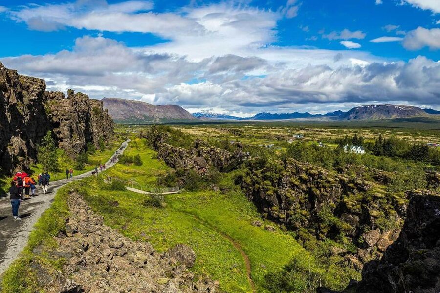 From Reykjavik: Full-Day Horse Riding & Golden Circle Tour - Who should book this day