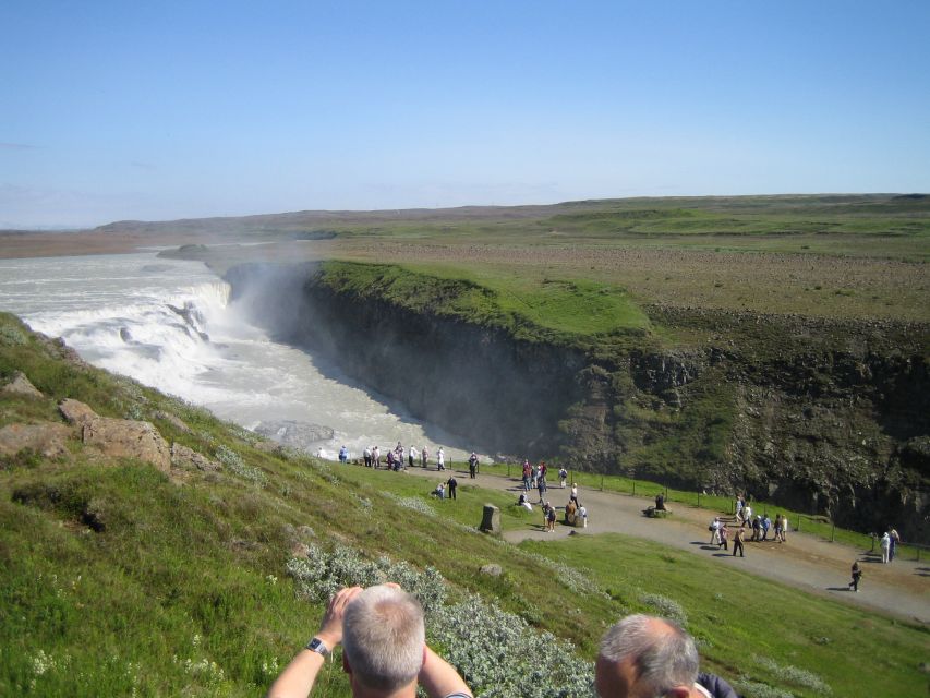 From Reykjavik: Full-Day Horse Riding & Golden Circle Tour - The light lunch and the change of pace