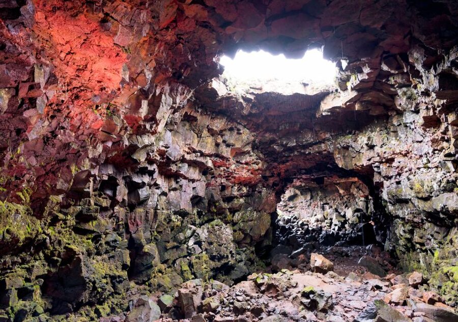 From Reykjavik: Golden Circle and Lava Caving Adventure - Kerið adds color and a final volcanic stop