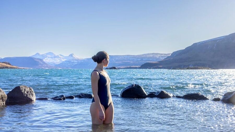 From Reykjavík: Golden Circle Route & Hvammsvik Hot Spring - Kerið Crater: red earth and a blue-green lake