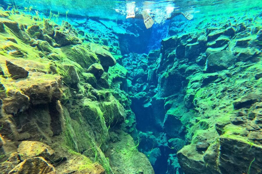 From Reykjavík: Golden Circle Tour and Silfra Snorkeling - Geysir and the short wait for a big eruption