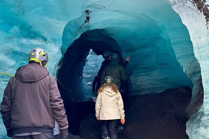 From Reykjavik: Katla Ice Cave and South Coast Day Tour - Seljalandsfoss: the waterfall you can walk behind