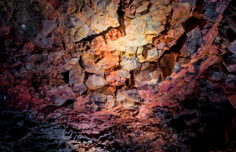 From Reykjavik: Lava Caving Tour - Why this lava tunnel feels different from a normal cave tour