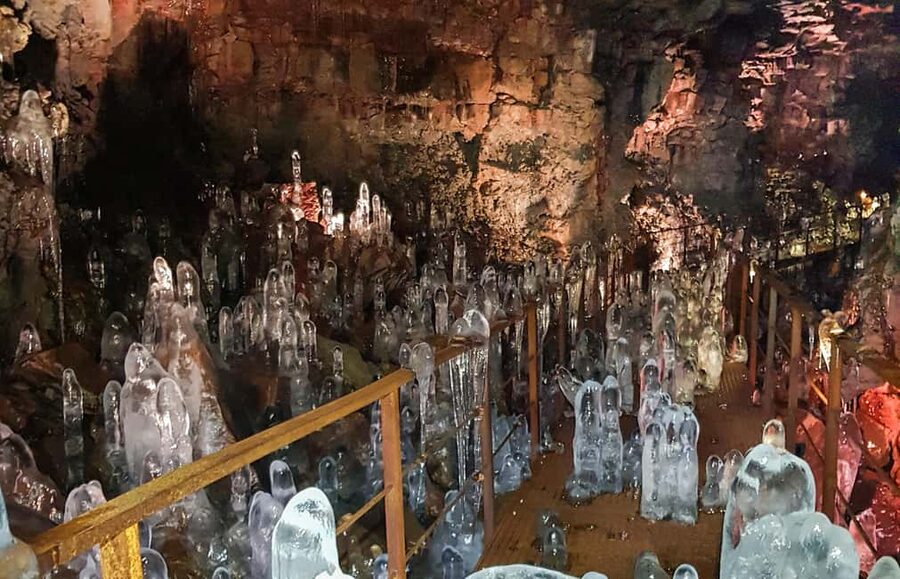 From Reykjavik: Lava Caving Tour - Winter icicles and the best time to go