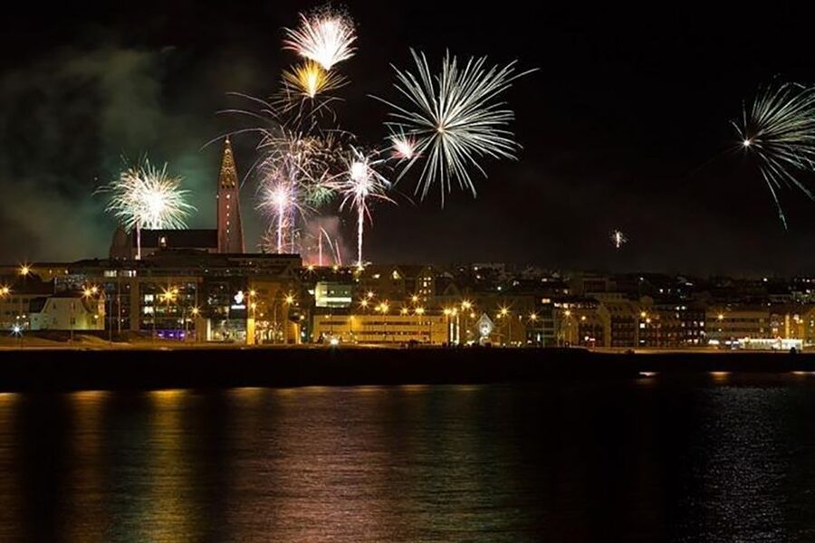 From Reykjavik: New Years Fireworks by Boat - Practical advice for a smoother New Year’s Eve