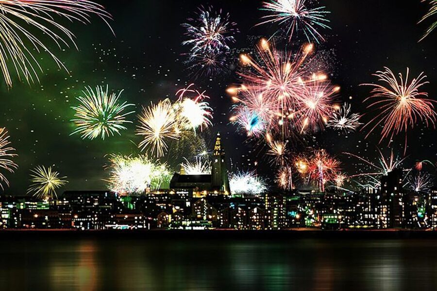 From Reykjavik: New Years Fireworks by Boat - Could the northern lights appear too?