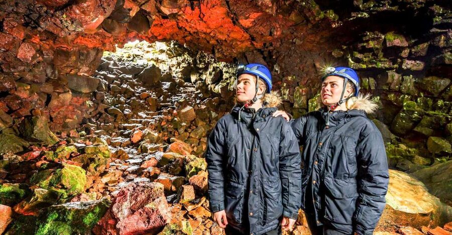 From Reykjavik: Raufarhólshellir Lava Tunnel by Bus - Why this lava tunnel feels different from a standard cave tour