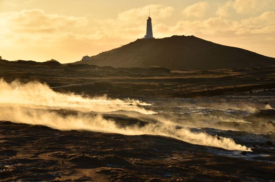 From Reykjavik: Reykjanes Geopark Tour & Airport Transfer - Pickup, minibus comfort, and the first coffee stop