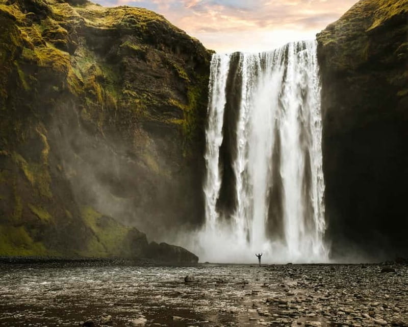 From Reykjavík: South Coast Highlights Day Tour - Skógafoss, a waterfall with real force