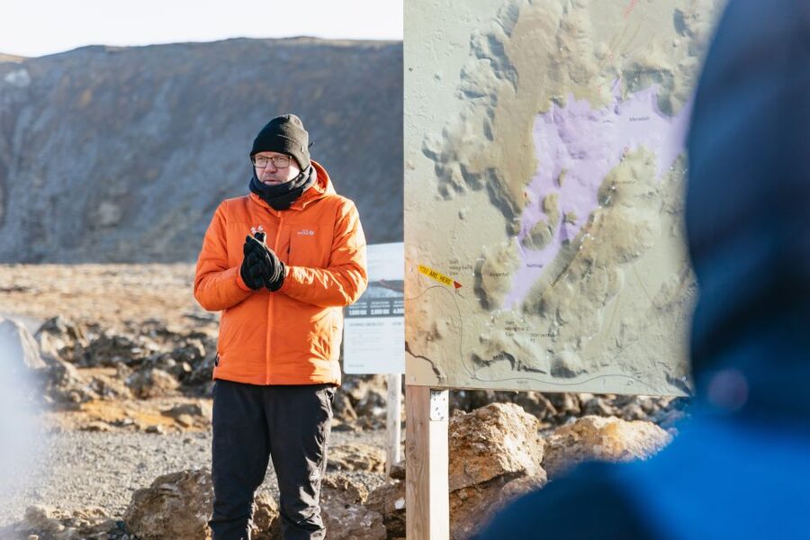 From Reykjavík: Volcanoes and Blue Lagoon Day Trip - Price, group comfort, and who gets the most value