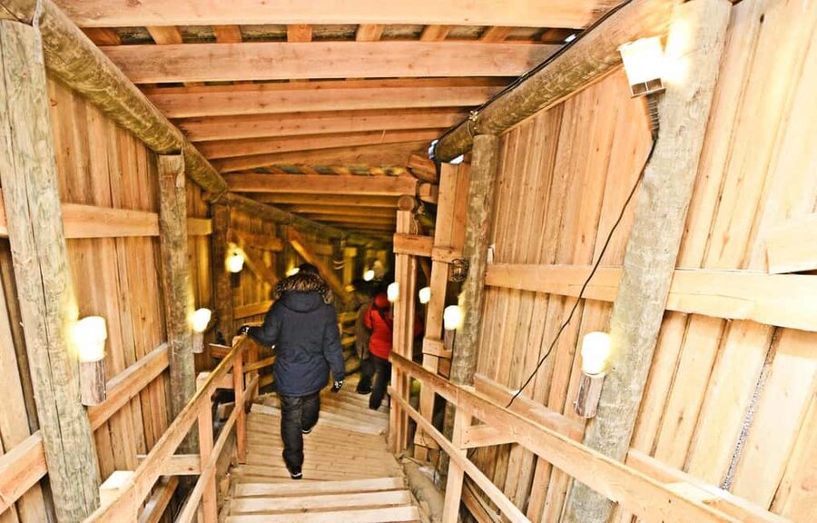 From Rovaniemi: EXCURSION TO THE AMETHYST MINE IN LUOSTO - Finding your lucky amethyst