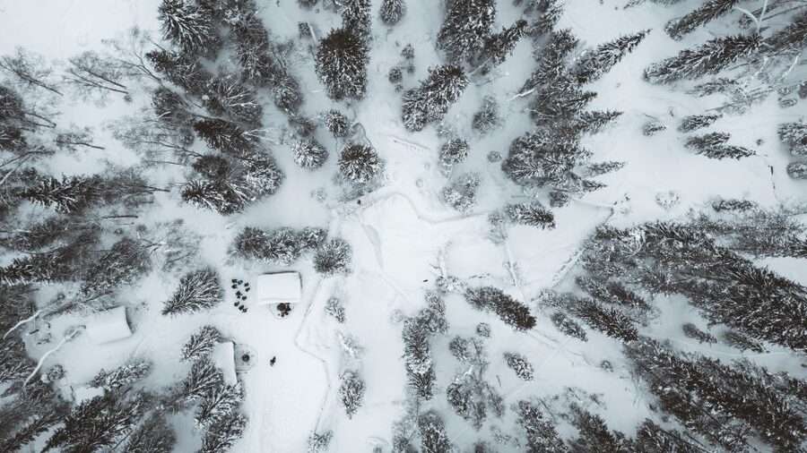 From Rovaniemi: Korouoma Canyon and Frozen Waterfalls Tour - The 5-kilometer hike and its tricky sections
